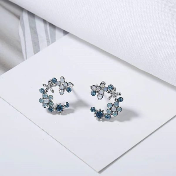 Circle Flower Stud Earrings